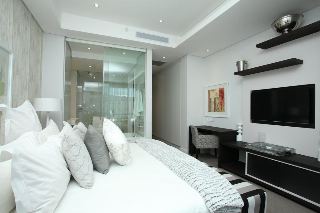 Luxury @ Sandton Skye Joanesburgo Exterior foto